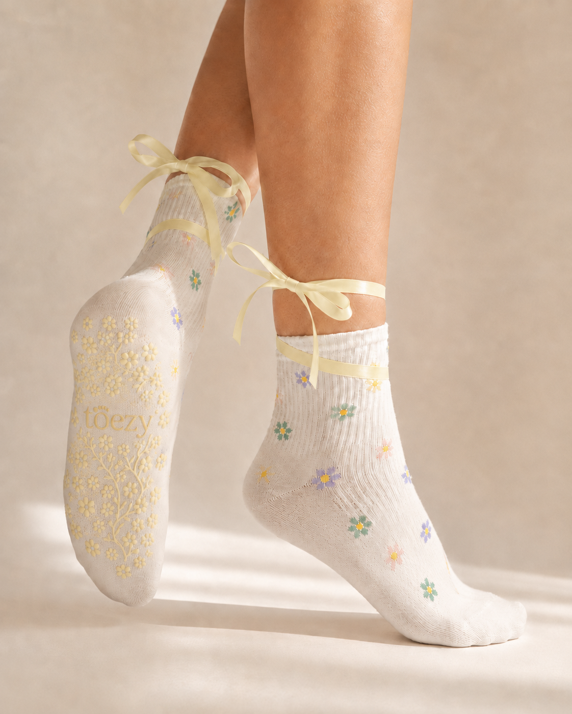 Toezy floral grip socks with ribbon ties
